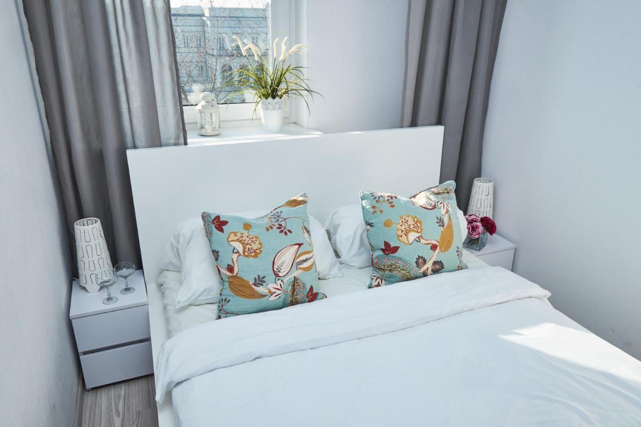 Noctis Apartment Senatorska Warsaw Luaran gambar
